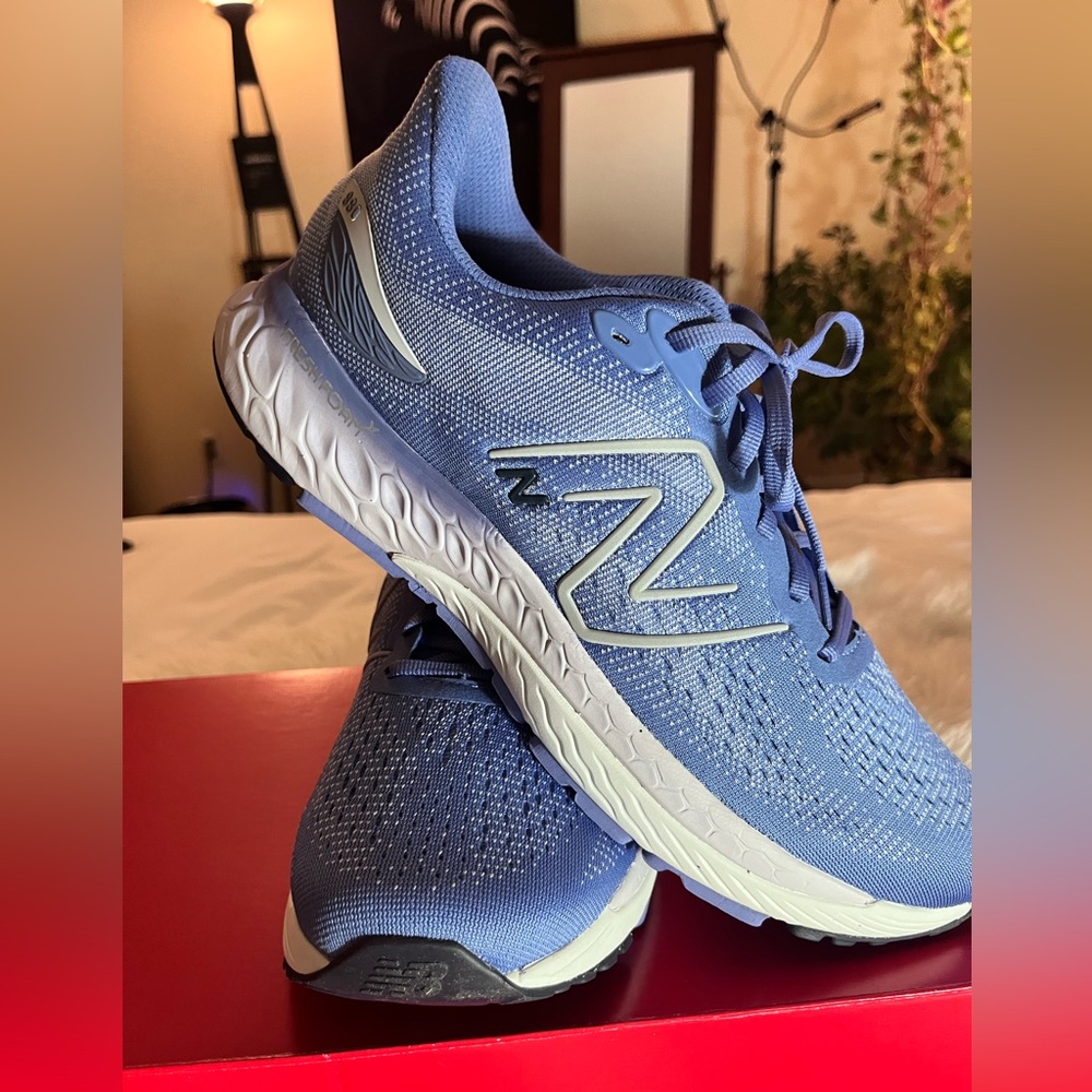 New Balance 880 - EUC - Worn Once After Purchase!!